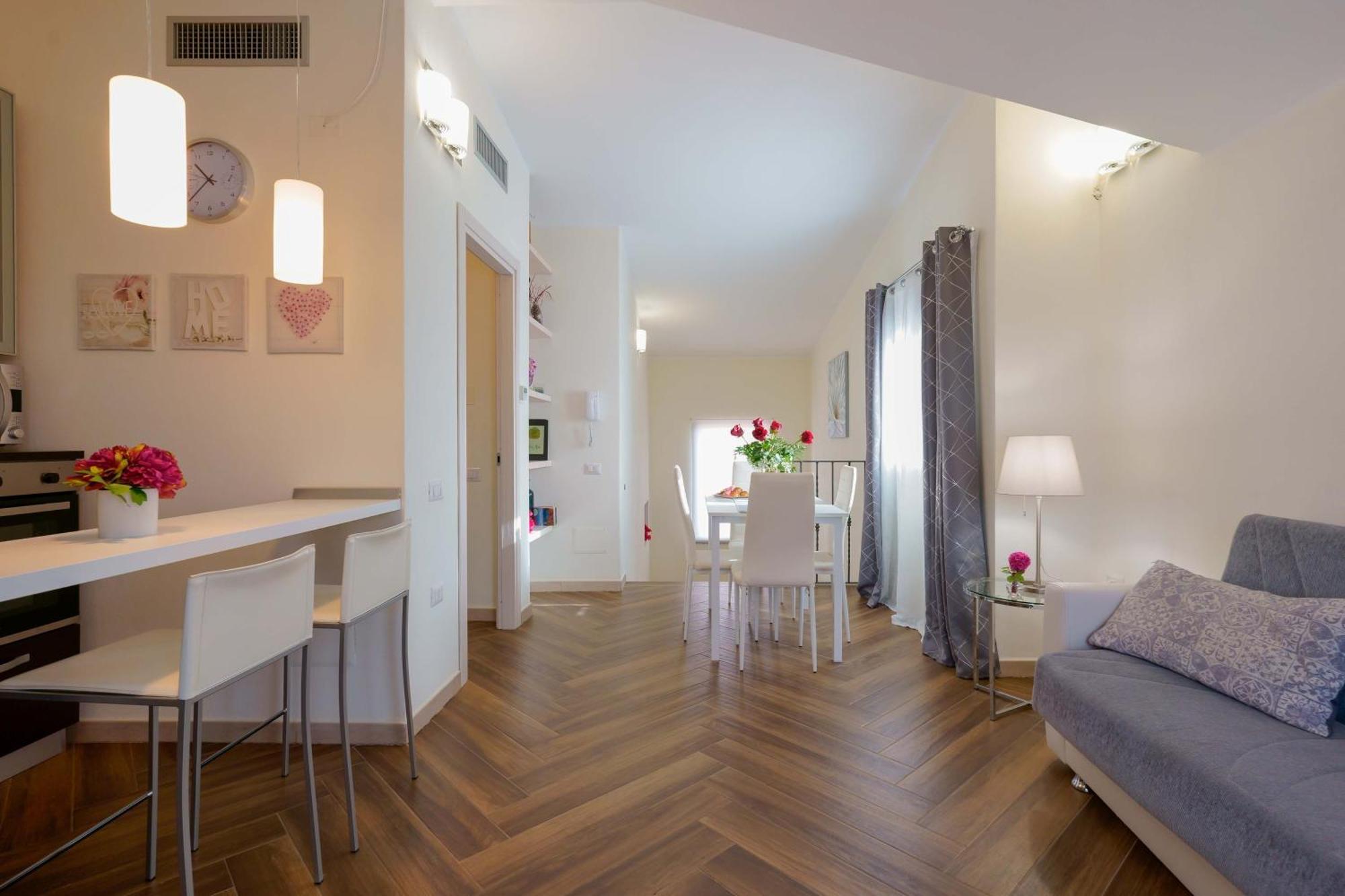Exclusive Use Swimming Pool Available From June To September Cagliari Zewnętrze zdjęcie